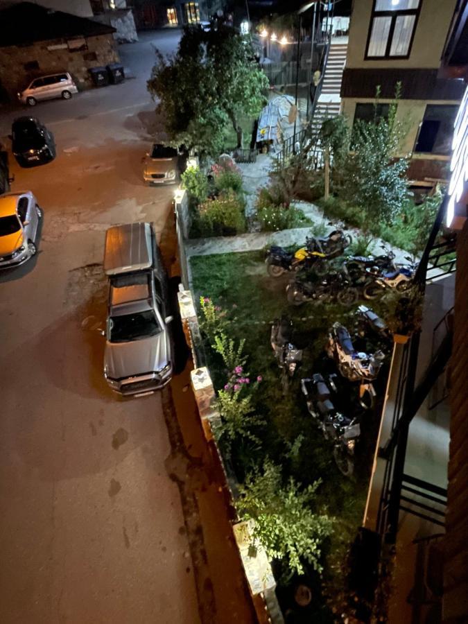 Hotel Elite House Μέστια Εξωτερικό φωτογραφία
